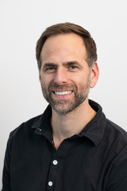 Dr Stephen Van Heyst